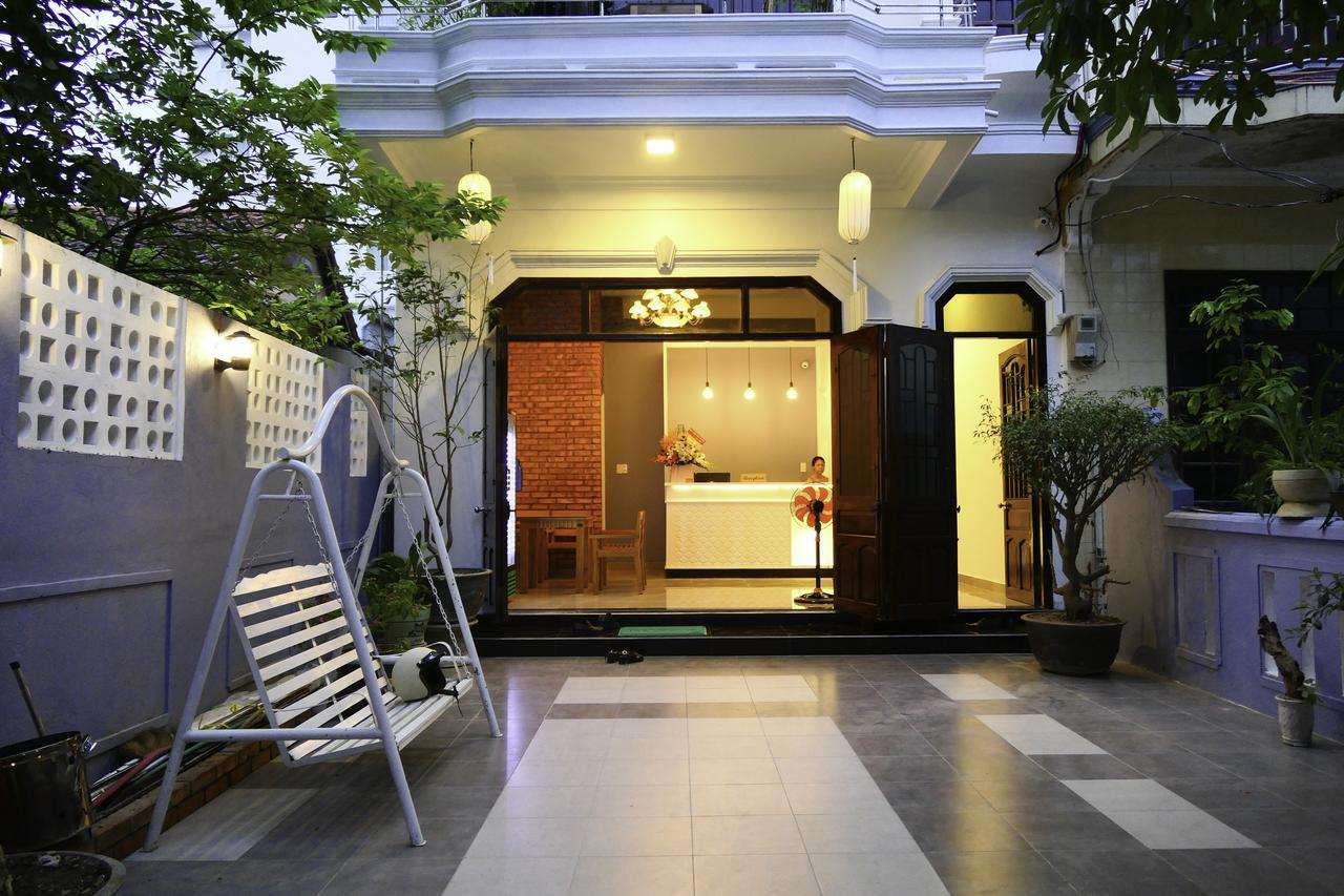 Shark Homestay Хуе Екстериор снимка