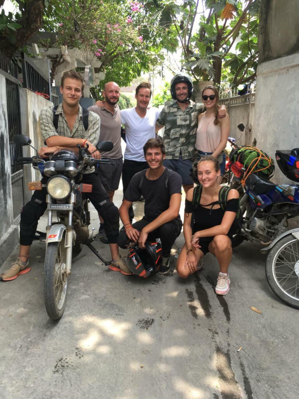 Shark Homestay Хуе Екстериор снимка